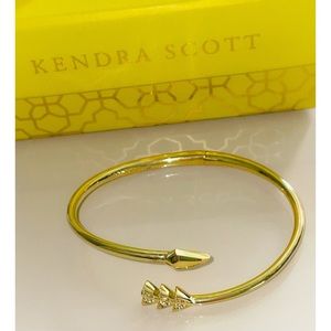 Kendra Scott Zoey Arrow Bangle Bracelet - Gold NWT
